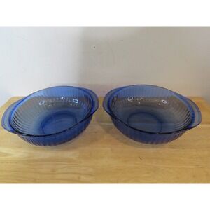 VTG Set of 2 Pyrex Sculptured 2-Quart Casserole Bowls Ribbed Design Cobalt Blue